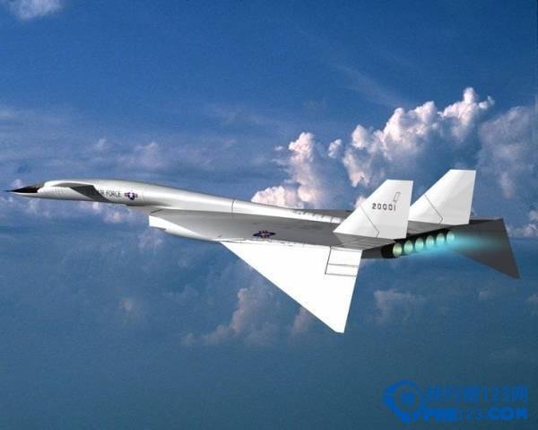 作为一款超音速轰炸机,其飞行速度最高可达3275公里/小时