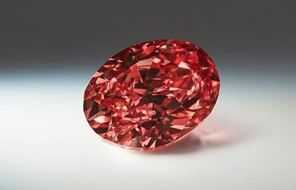 世界十大稀有宝石排行榜5、红钻石