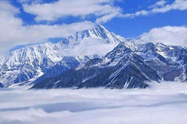 中國境內十大最高山峰 太白山上榜僅第八珠穆朗瑪峰第一