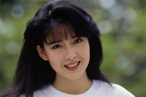 九十年代香港十大美女朱茵上榜她是美的典范