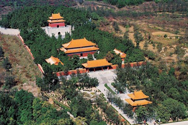 中国最著名十大陵墓西夏王陵历史悠久明十三陵上榜