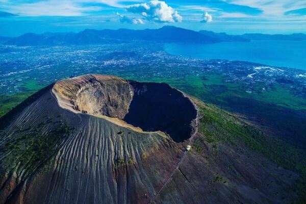 诺瓦普塔火山图片