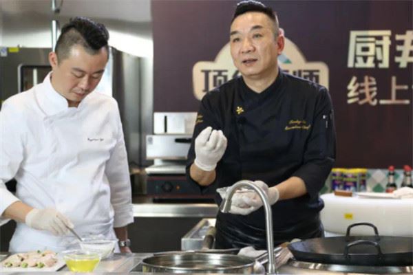 广东十大名厨黎永泰上榜第十曾经教育过许多知名大厨